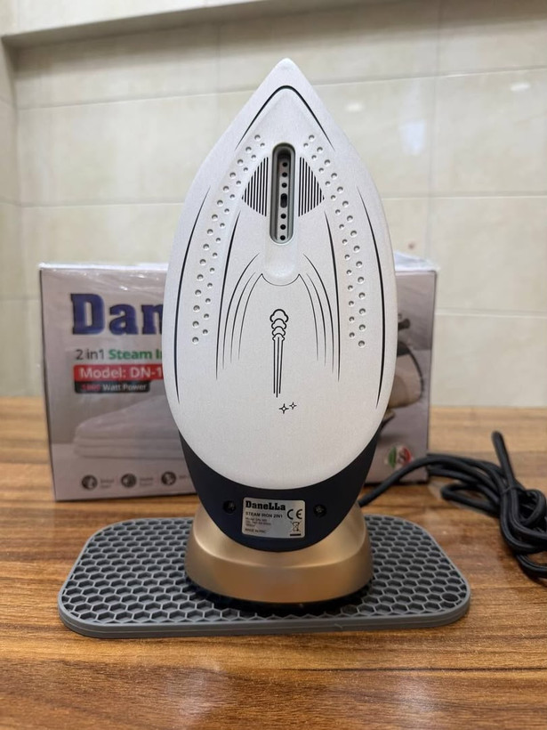 اتو بخار دو حالته دانلا مدل DN-160